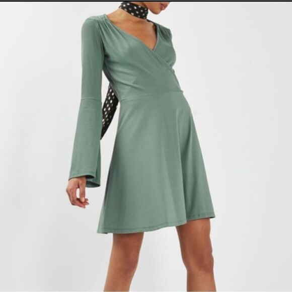 Topshop Women's Sage Green Ribbed Bell Long Sleeve Mini Paris Dress Size US 4 - Picture 1 of 16